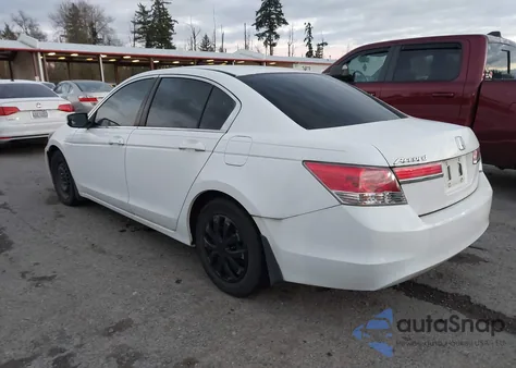 2011 Honda Accord 2.4 Lx z USA, uszkodzony, nr VIN 1HGCP2F38BA012935